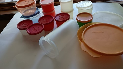Tupperware lot 28 pieces - 28,