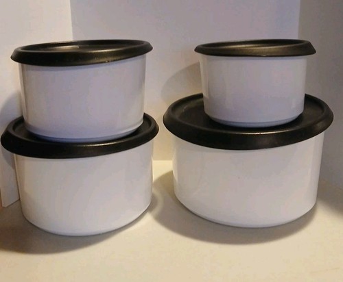 Set tupperware plastic - of, 4