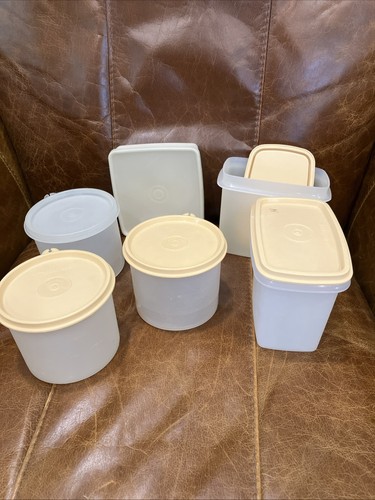 Vintage tupperware piece - 12,